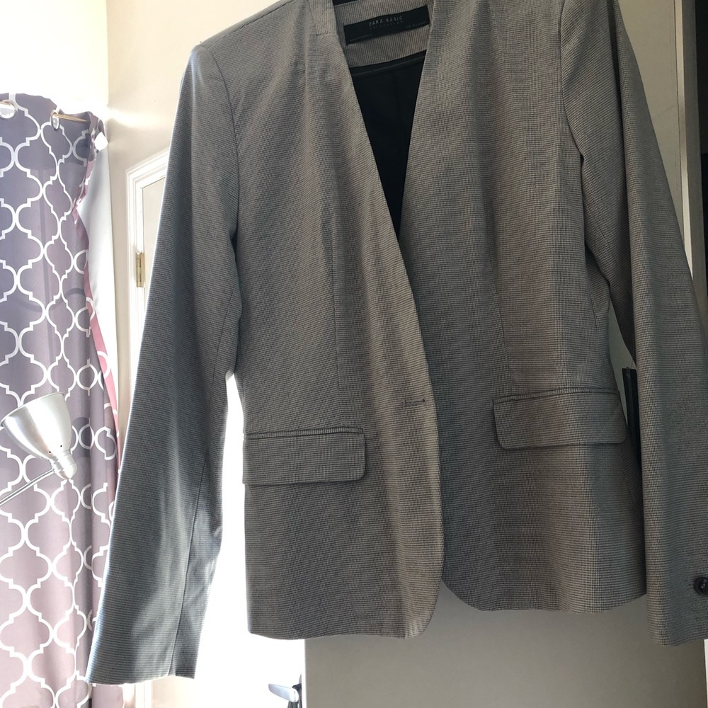 Zara Blazer - Picture 3 of 6